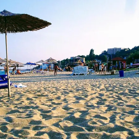 Lovely Nest With Glass Veranda דירה גולדן סנדס